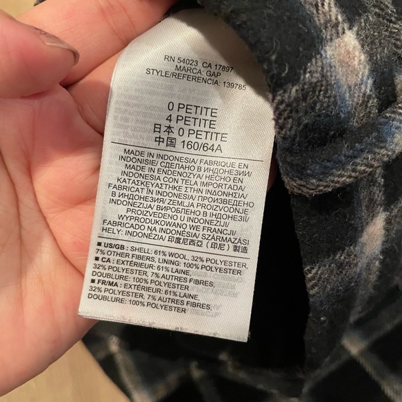 Check pattern wool short in size 0P from Gap - Picture 4 of 4